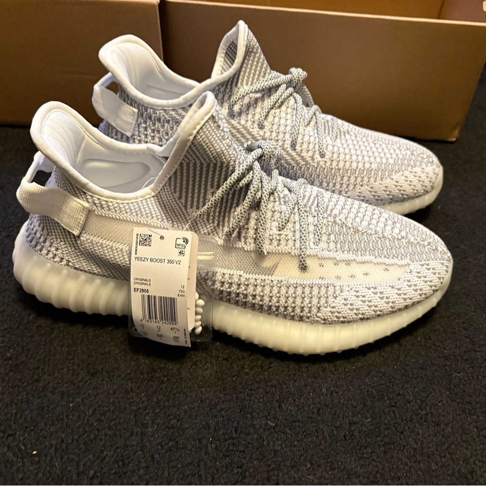 Yeezy Boost 350 v2 Reflective Brand new men’s 12.5